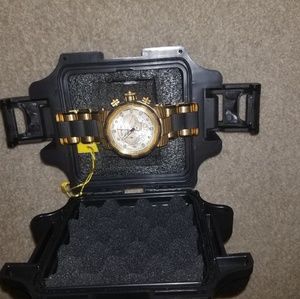 Invicta men watch